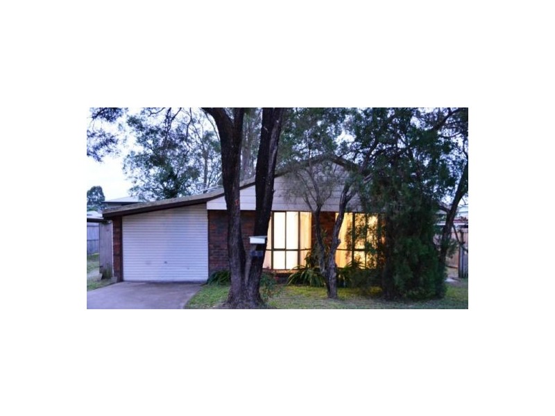 9 Canopus Court, Kingston QLD 4114