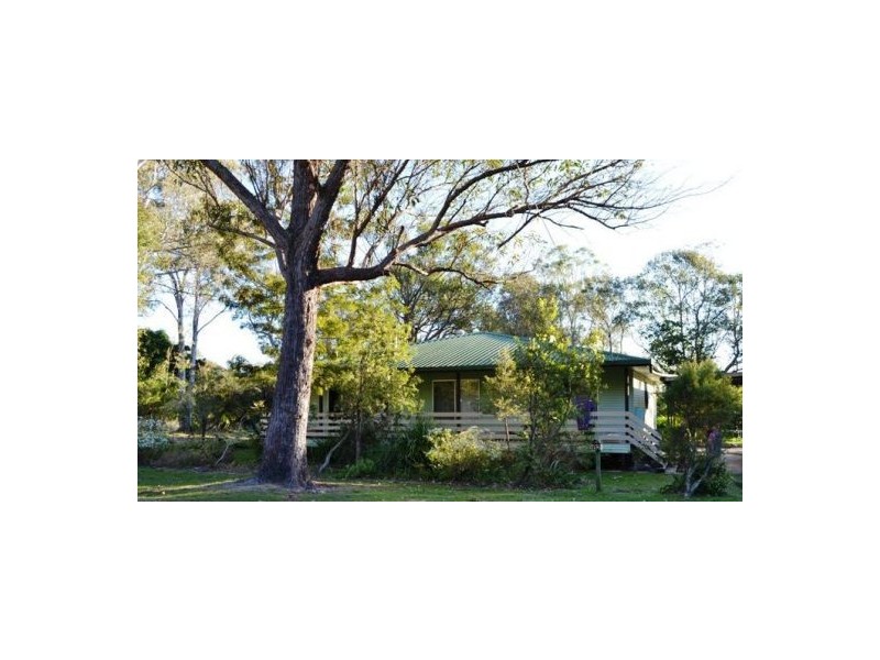 82-84 Charles Terrace, Macleay Island QLD 4184