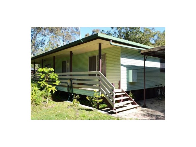 82-84 Charles Terrace, Macleay Island QLD 4184