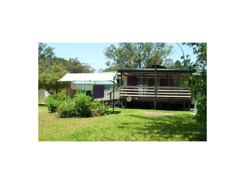 82-84 Charles Terrace, Macleay Island QLD 4184