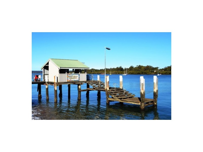82-84 Charles Terrace, Macleay Island QLD 4184