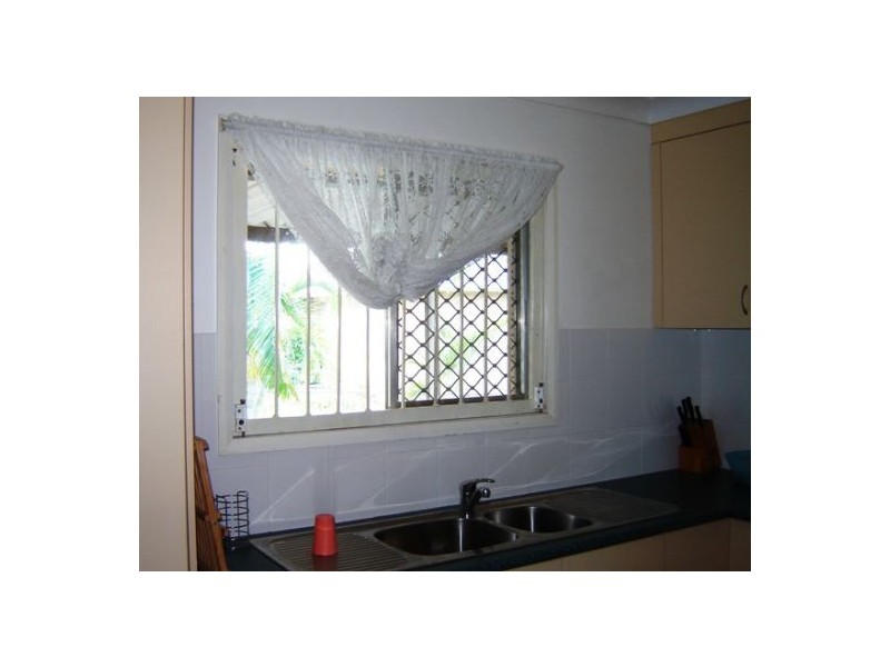 16 Clare Road, Kingston QLD 4114