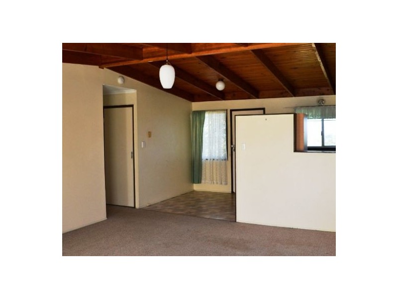 15 Karen Street, Woodridge QLD 4114