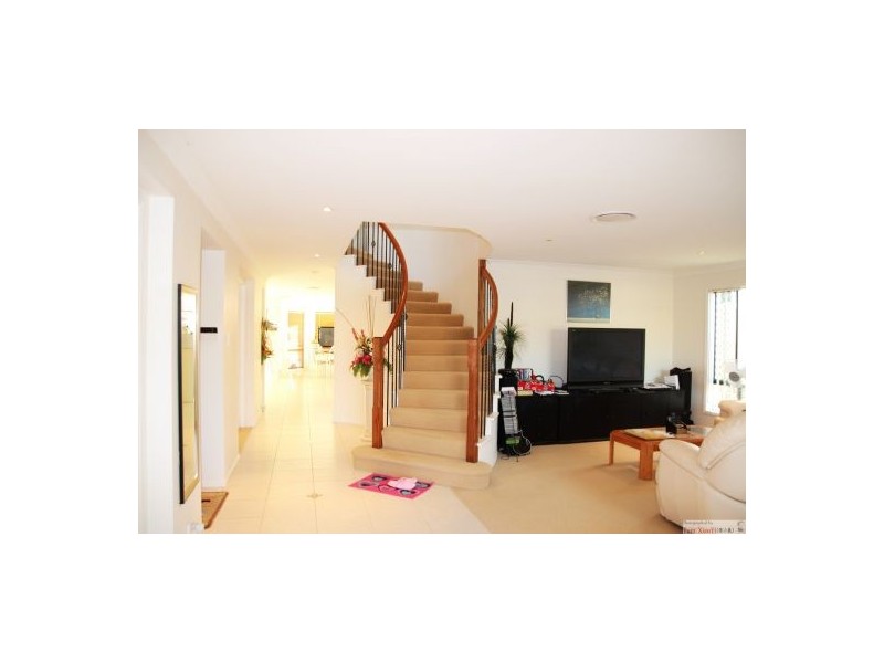 38 The Parkway, Stretton QLD 4116