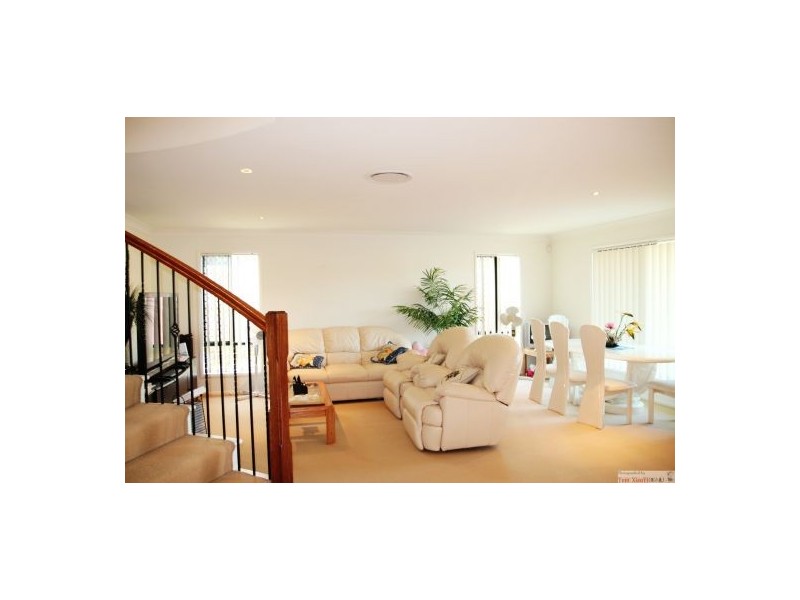 38 The Parkway, Stretton QLD 4116