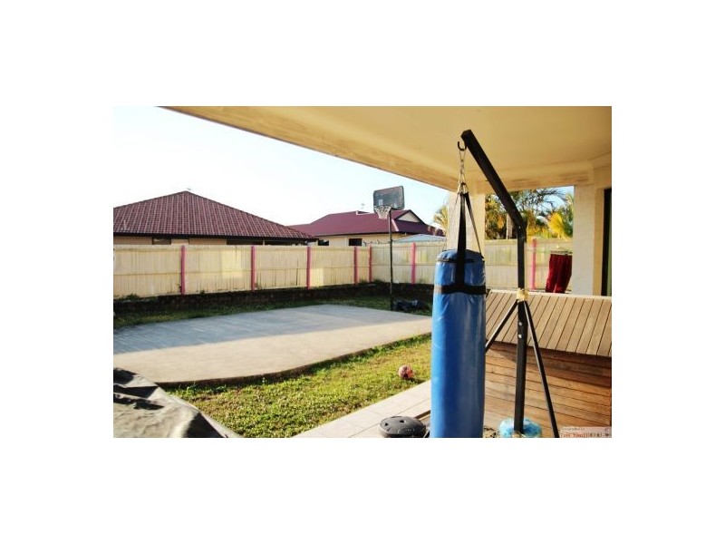 38 The Parkway, Stretton QLD 4116