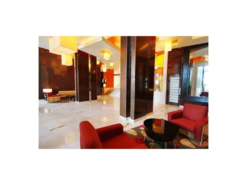 23 Ferny Avenue, Surfers Paradise QLD 4217