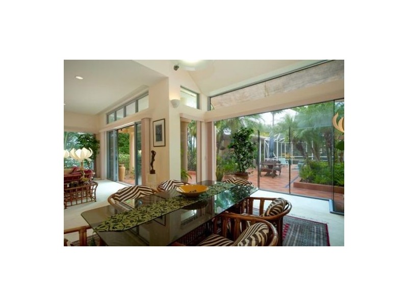 7067 Riverview Crescent, Sanctuary Cove QLD 4212