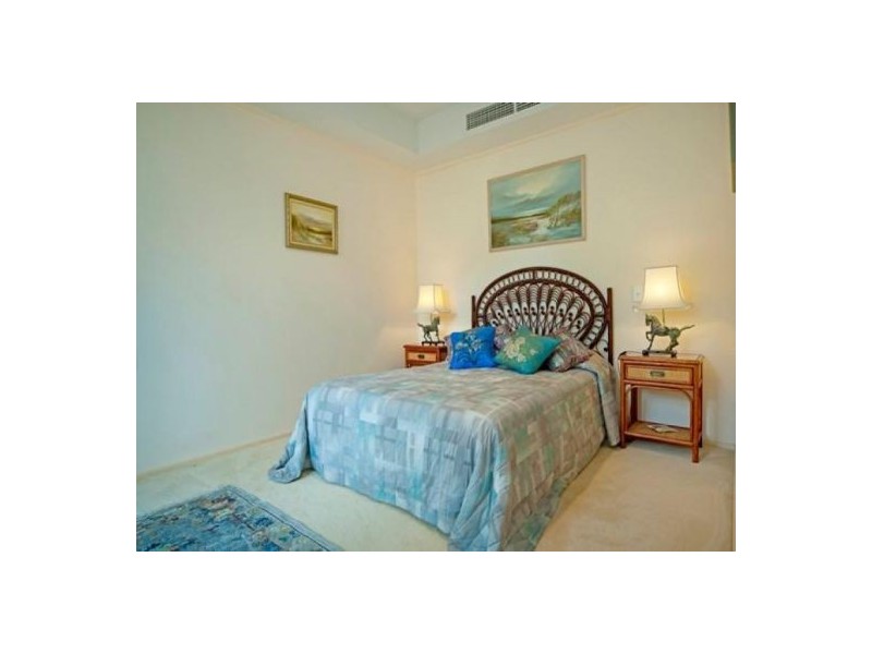 7067 Riverview Crescent, Sanctuary Cove QLD 4212