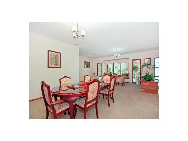 67 Executive Dr, Park Ridge QLD 4125