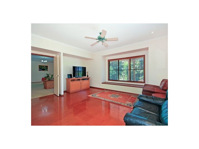 67 Executive Dr, Park Ridge QLD 4125