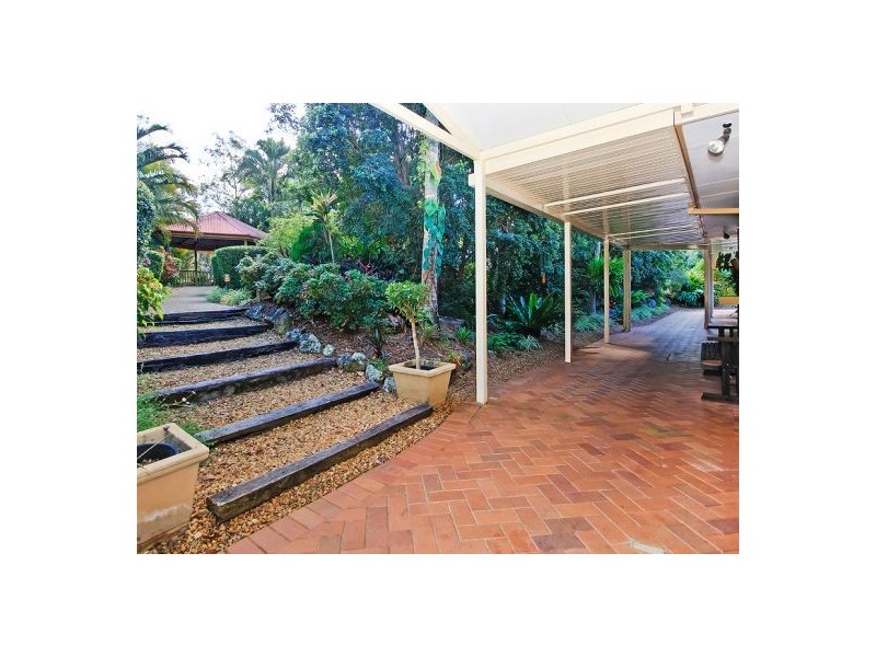 67 Executive Dr, Park Ridge QLD 4125
