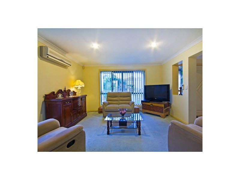 8 Oakvale St, Underwood QLD 4119