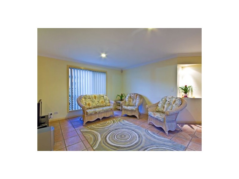 8 Oakvale St, Underwood QLD 4119