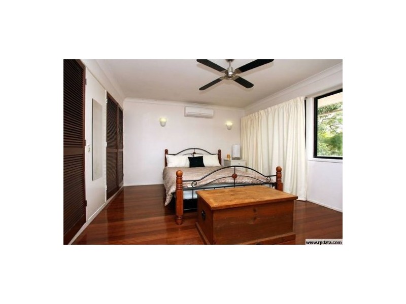 14 Parkway St, Macgregor QLD 4109