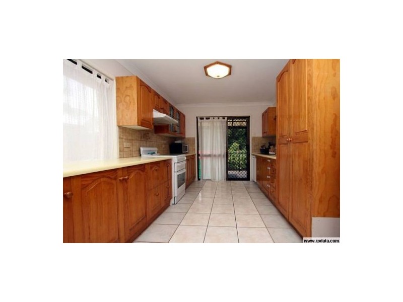 14 Parkway St, Macgregor QLD 4109