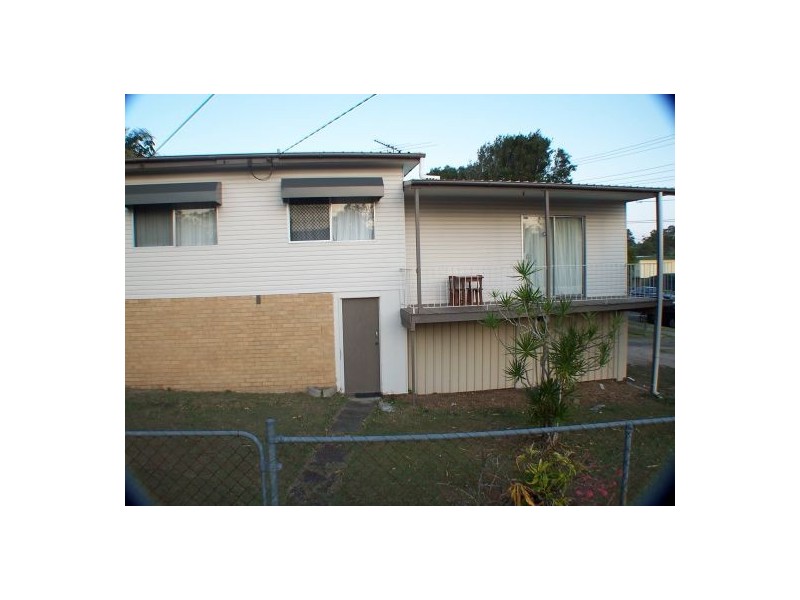 1 Wilde St, Kingston QLD 4114