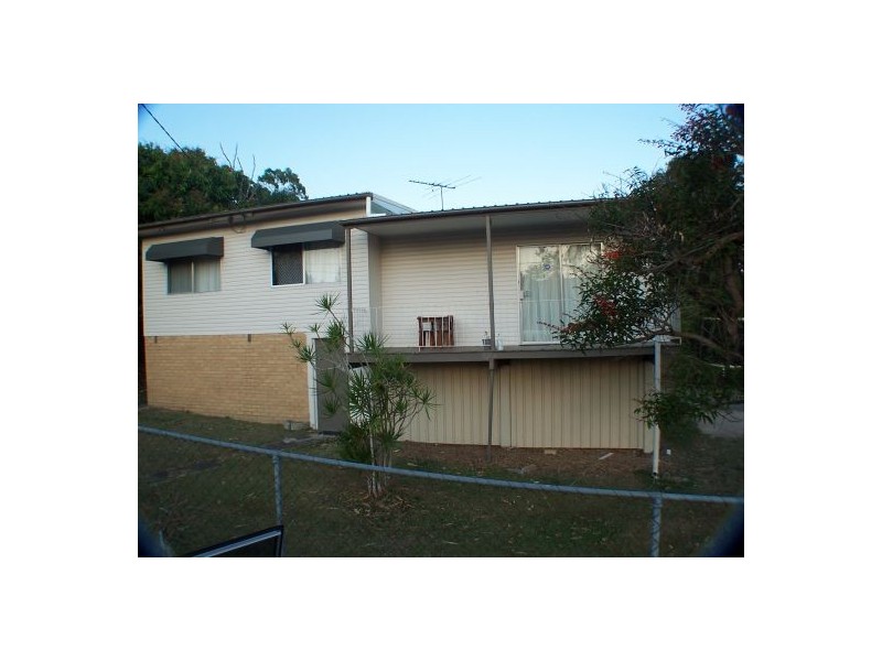 1 Wilde St, Kingston QLD 4114