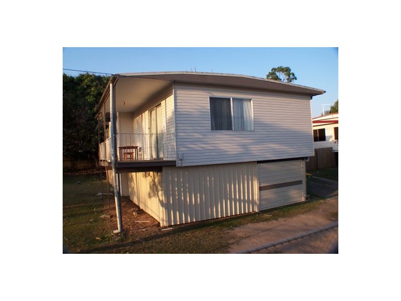 1 Wilde St, Kingston QLD 4114