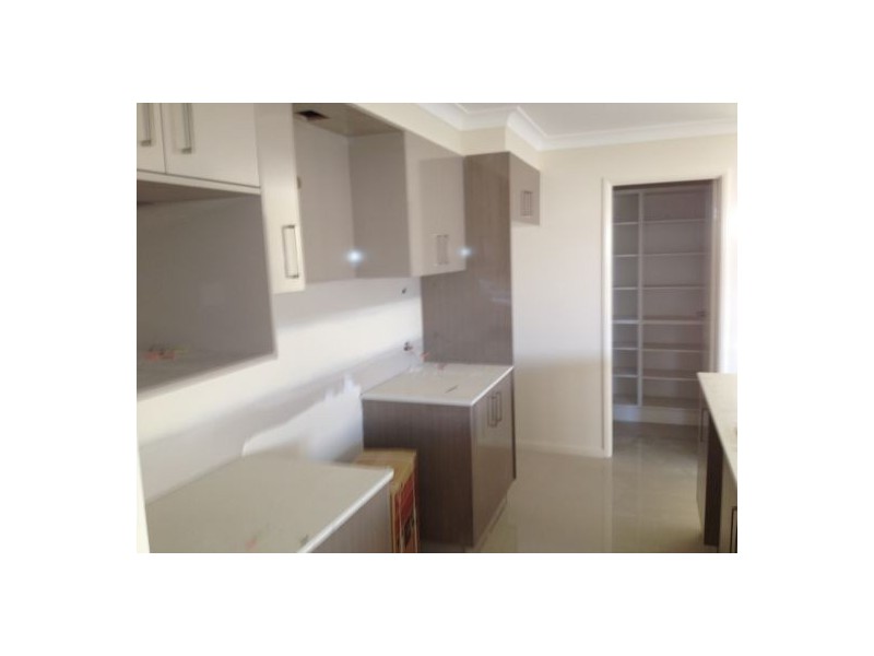 Lot 572 Anesbury St, Doolandella QLD 4077