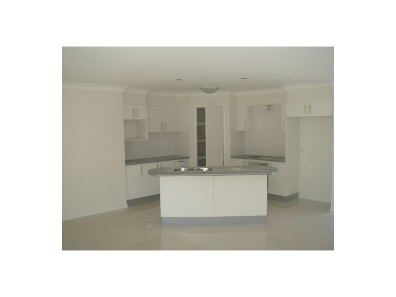 Lot 27 Fred Pham Cr, Doolandella QLD 4077