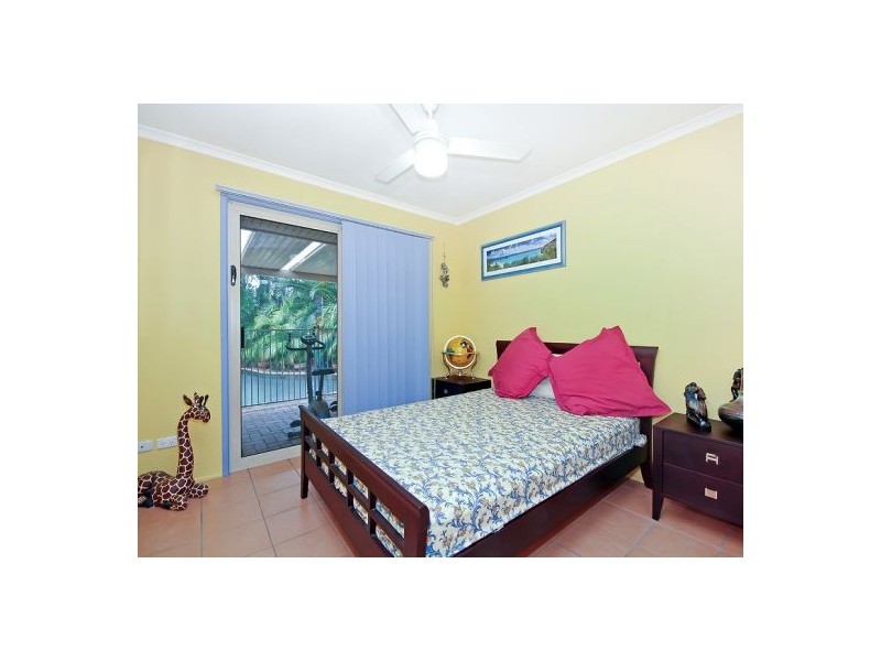 8 Tetratheca Pl, Sunnybank Hills QLD 4109