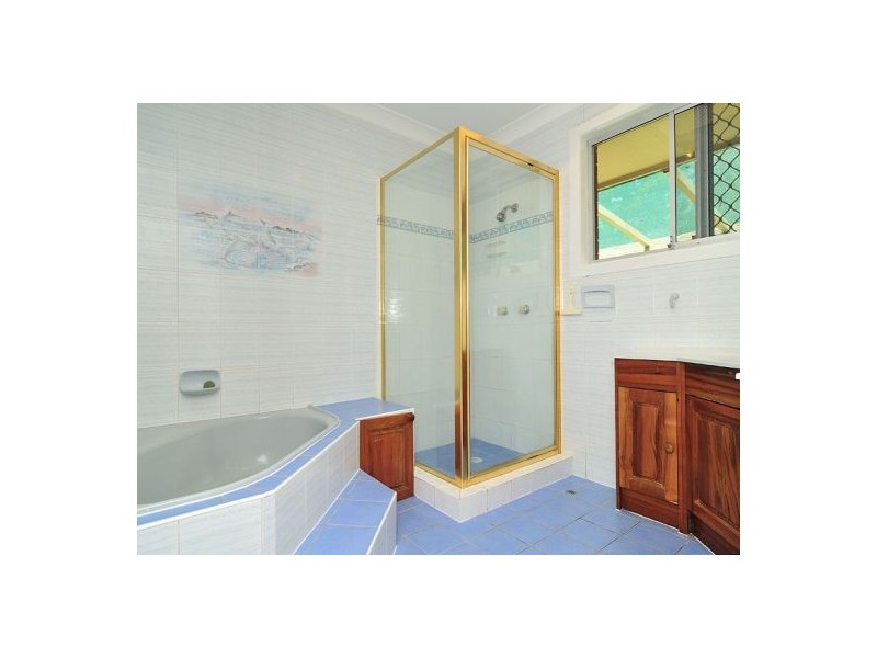 329 Middle Rd, Boronia Heights QLD 4124