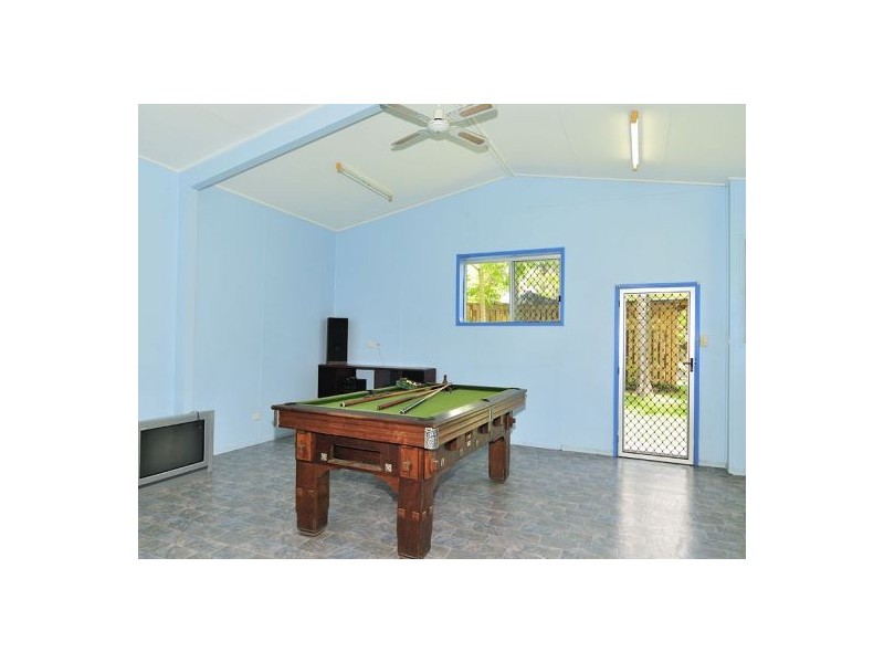 329 Middle Rd, Boronia Heights QLD 4124