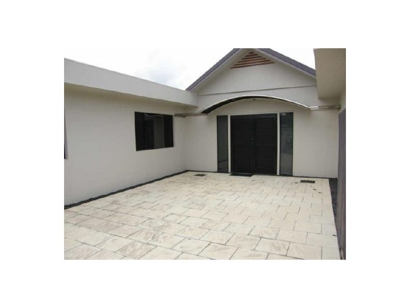 120 Mt Cotton Rd, Capalaba QLD 4157