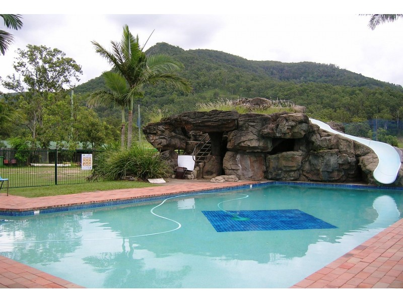 Reiners Rd, Highvale QLD 4520