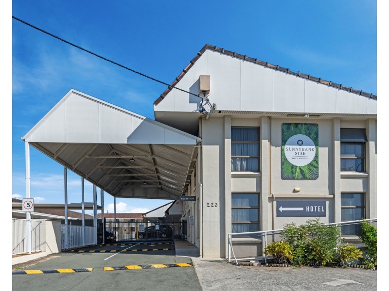 223 Padstow Road (Sunnybank Star Hotel), Eight Mile Plains QLD 4113