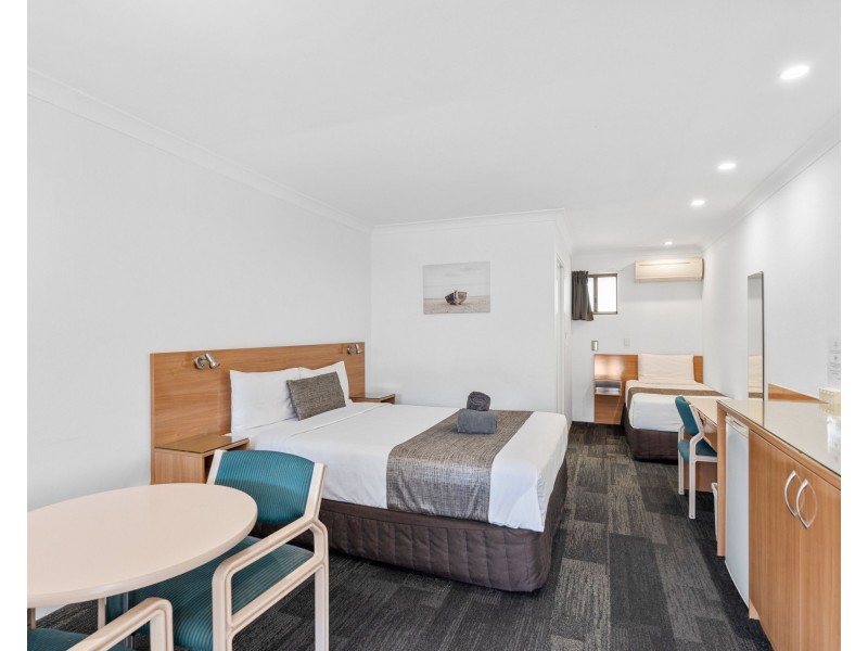 223 Padstow Road (Sunnybank Star Hotel), Eight Mile Plains QLD 4113