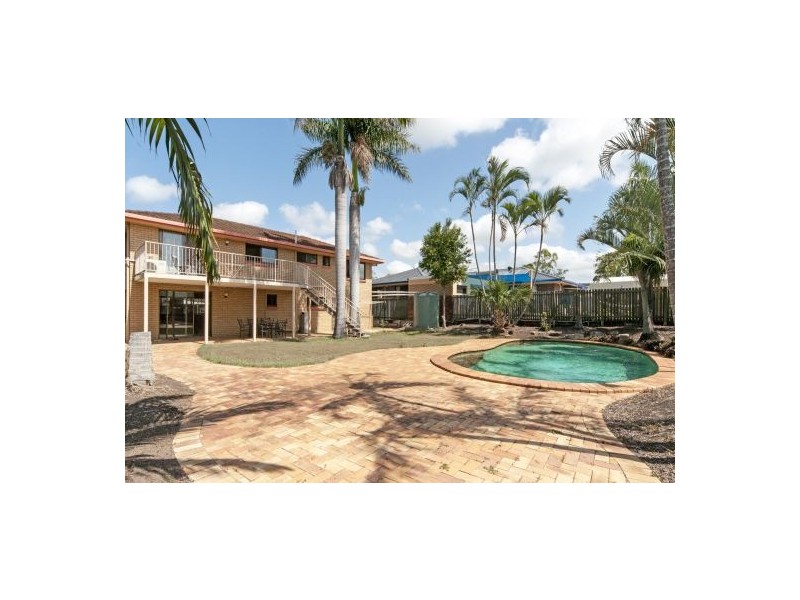 11 Dolomite St, Runcorn QLD 4113