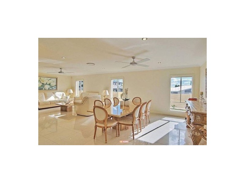 2 Ridings St, Sunnybank Hills QLD 4109