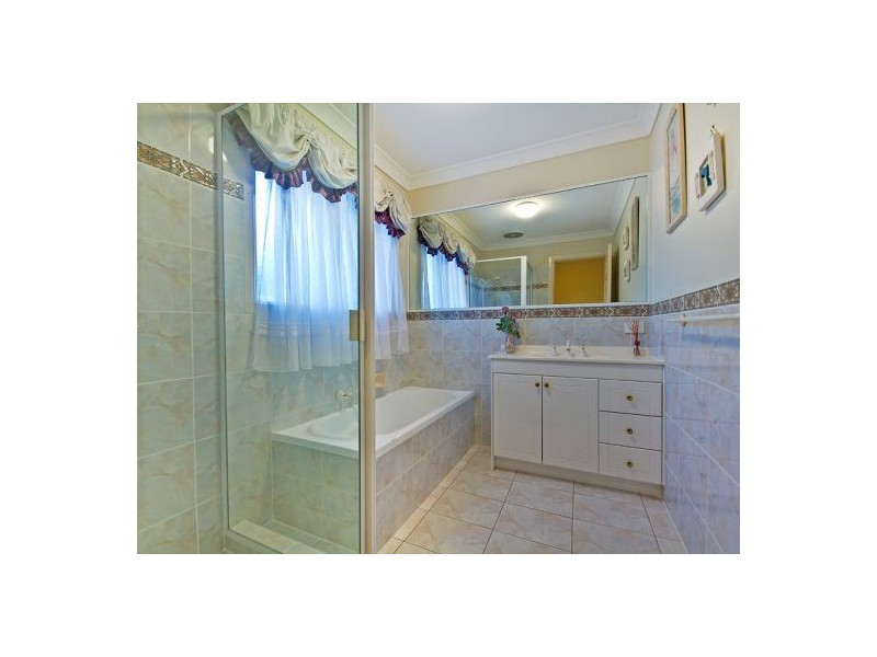 6 Buckinghamia Pl, Stretton QLD 4116