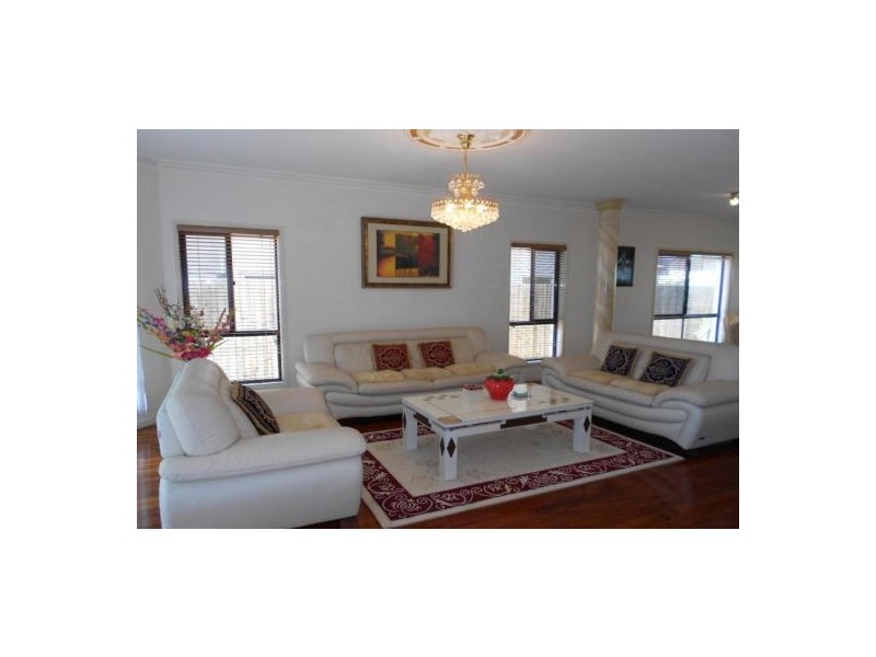 62. Demigre St, Eight Mile Plains QLD 4113