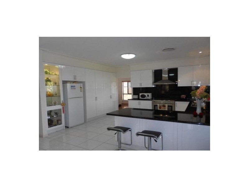 62. Demigre St, Eight Mile Plains QLD 4113