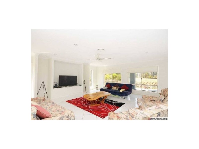 16 Slipstream Rd, Coomera Waters QLD 4209