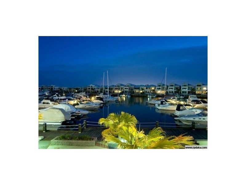 16 Slipstream Rd, Coomera Waters QLD 4209