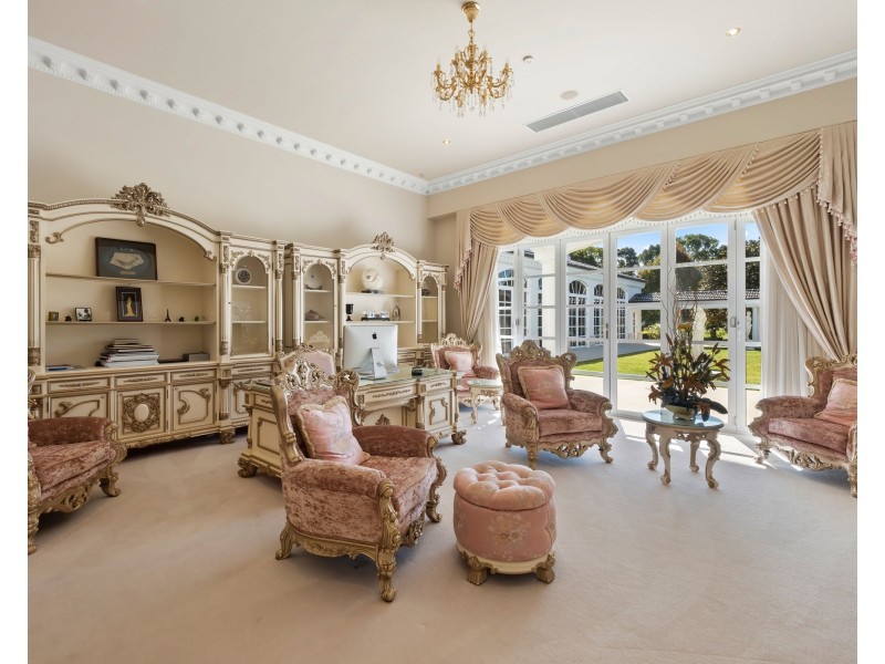 49 Tallebudgera Connection Road | Bellagio La Villa, Tallebudgera QLD 4228