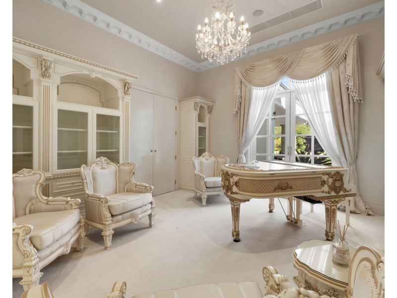 49 Tallebudgera Connection Road | Bellagio La Villa, Tallebudgera QLD 4228