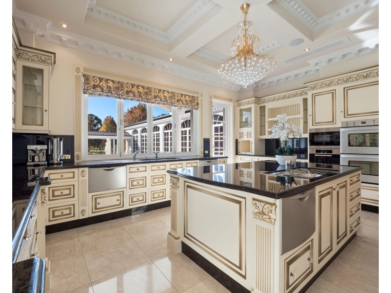 49 Tallebudgera Connection Road | Bellagio La Villa, Tallebudgera QLD 4228