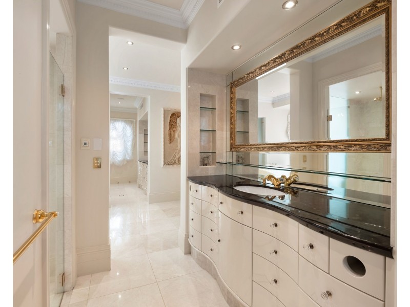 49 Tallebudgera Connection Road | Bellagio La Villa, Tallebudgera QLD 4228