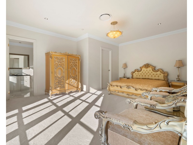 49 Tallebudgera Connection Road | Bellagio La Villa, Tallebudgera QLD 4228