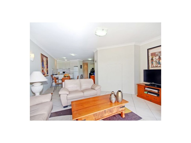 Unit 2/8 Ridge Street, Greenslopes QLD 4120