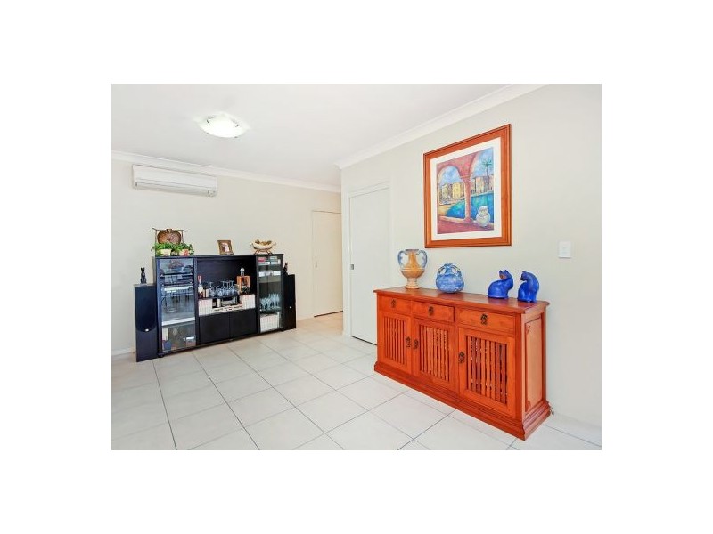 Unit 2/8 Ridge Street, Greenslopes QLD 4120