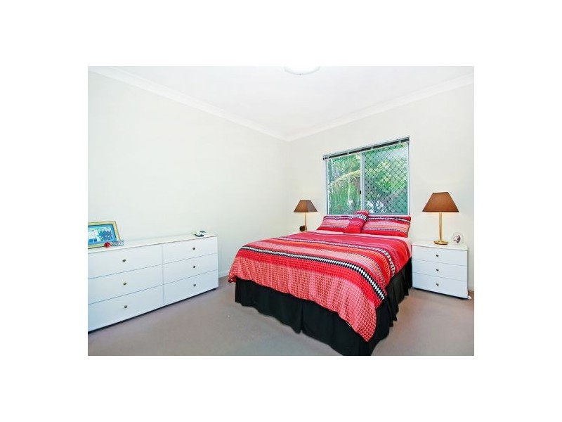 Unit 2/8 Ridge Street, Greenslopes QLD 4120