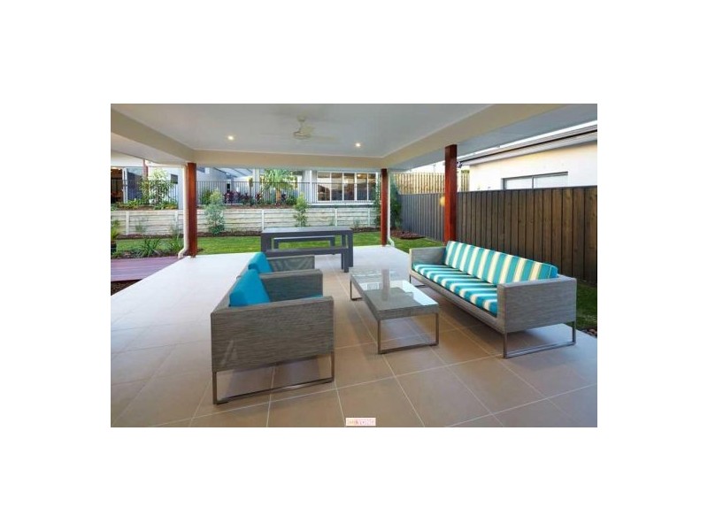 11 Mcdermott Pde, Rochedale QLD 4123