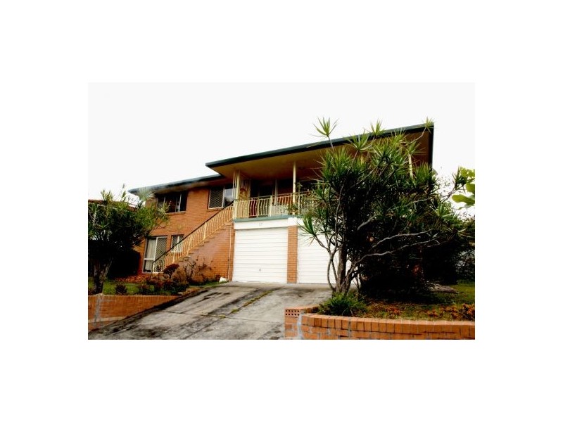 67 Granadilla St, Macgregor QLD 4109