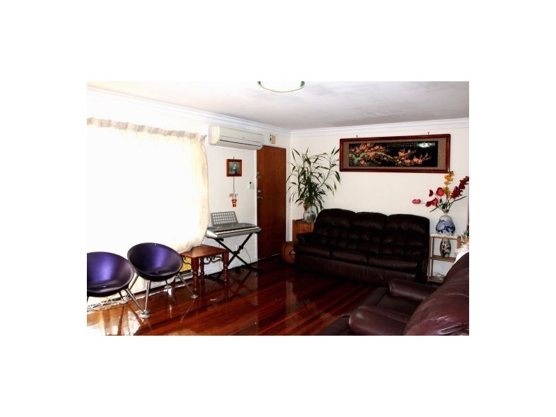 67 Granadilla St, Macgregor QLD 4109